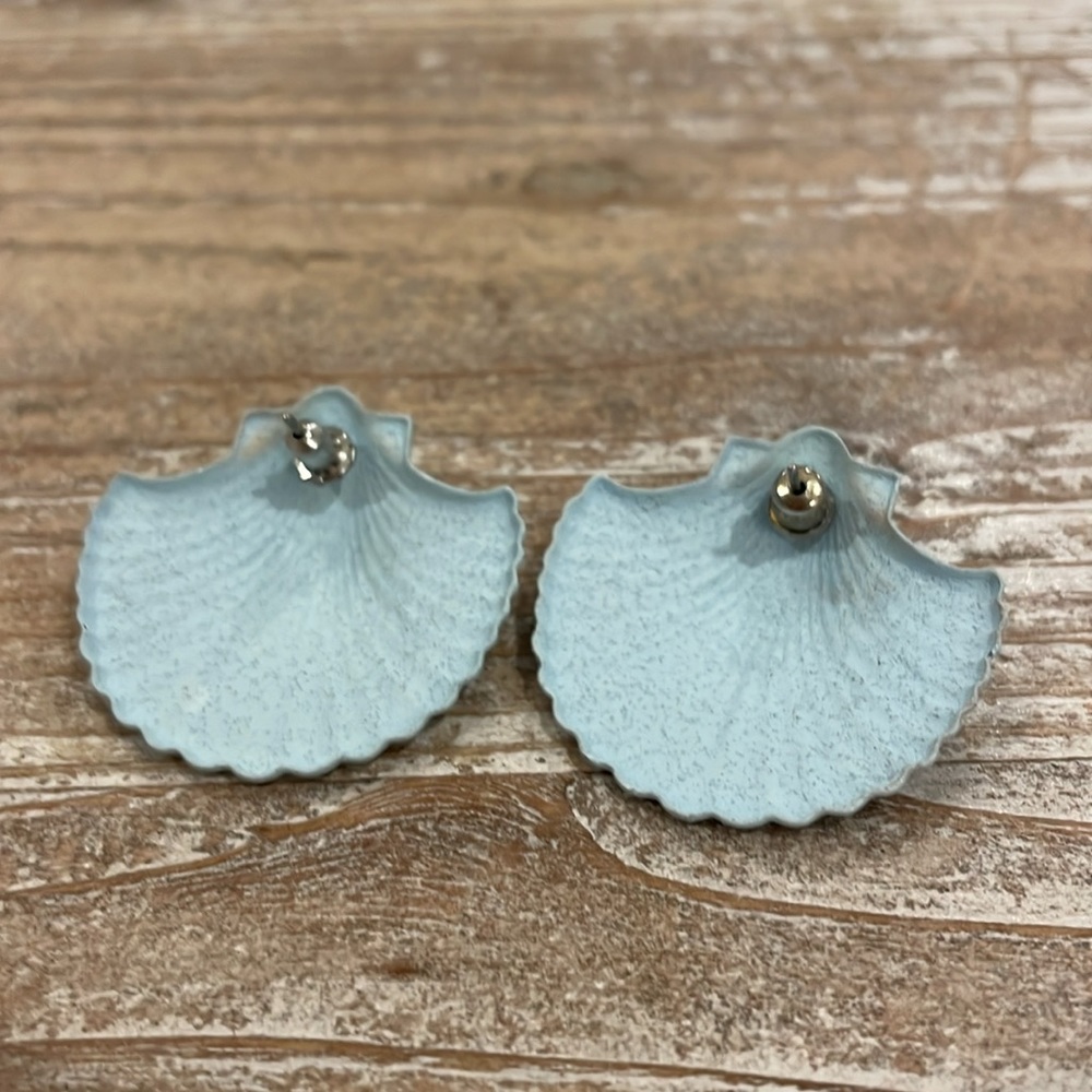 Vintage Enamel Seashell Blue Stud Statement Earri… - image 3
